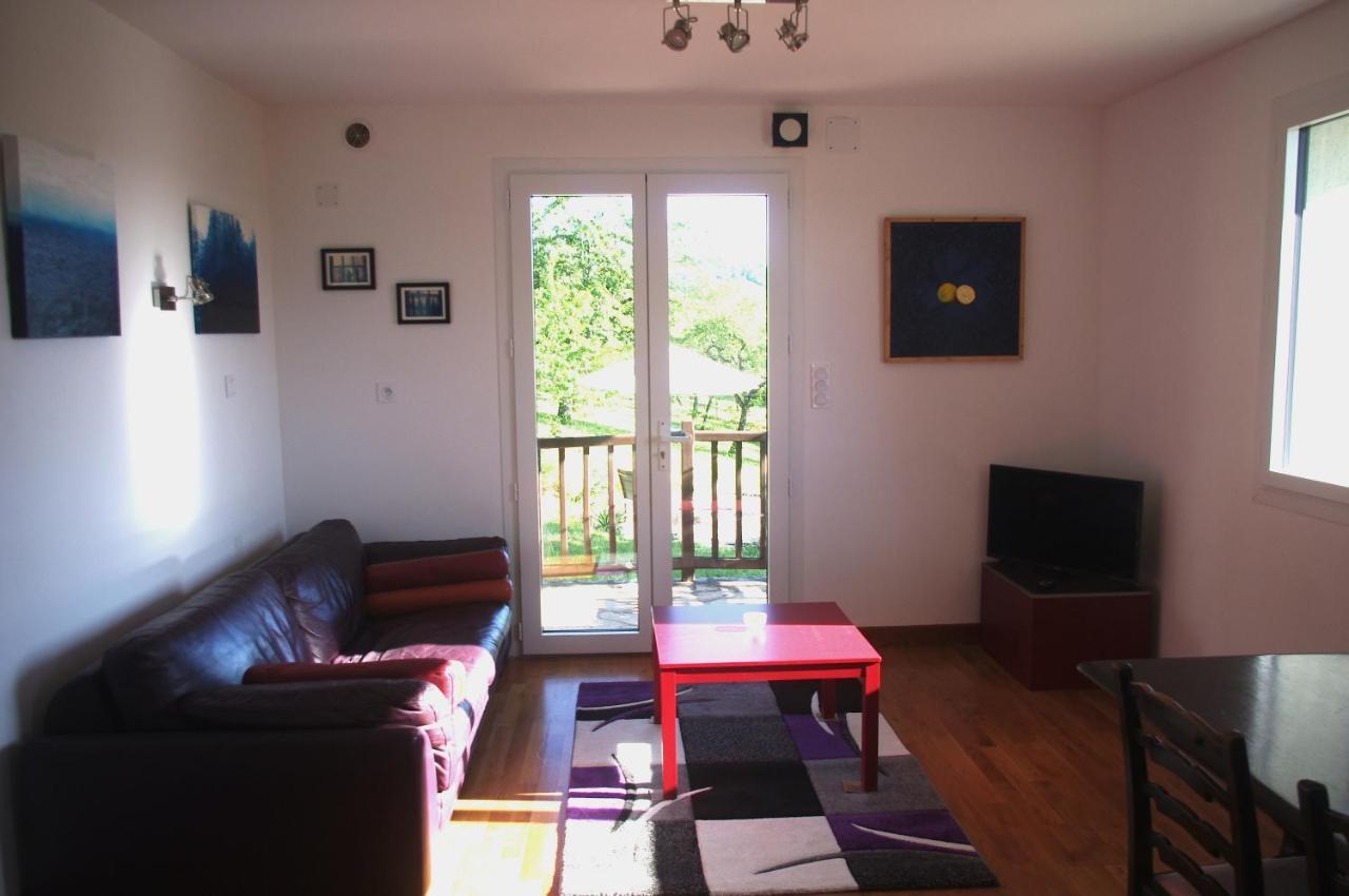 Les Iris Apartment Villefranche-de-Rouergue Bagian luar foto